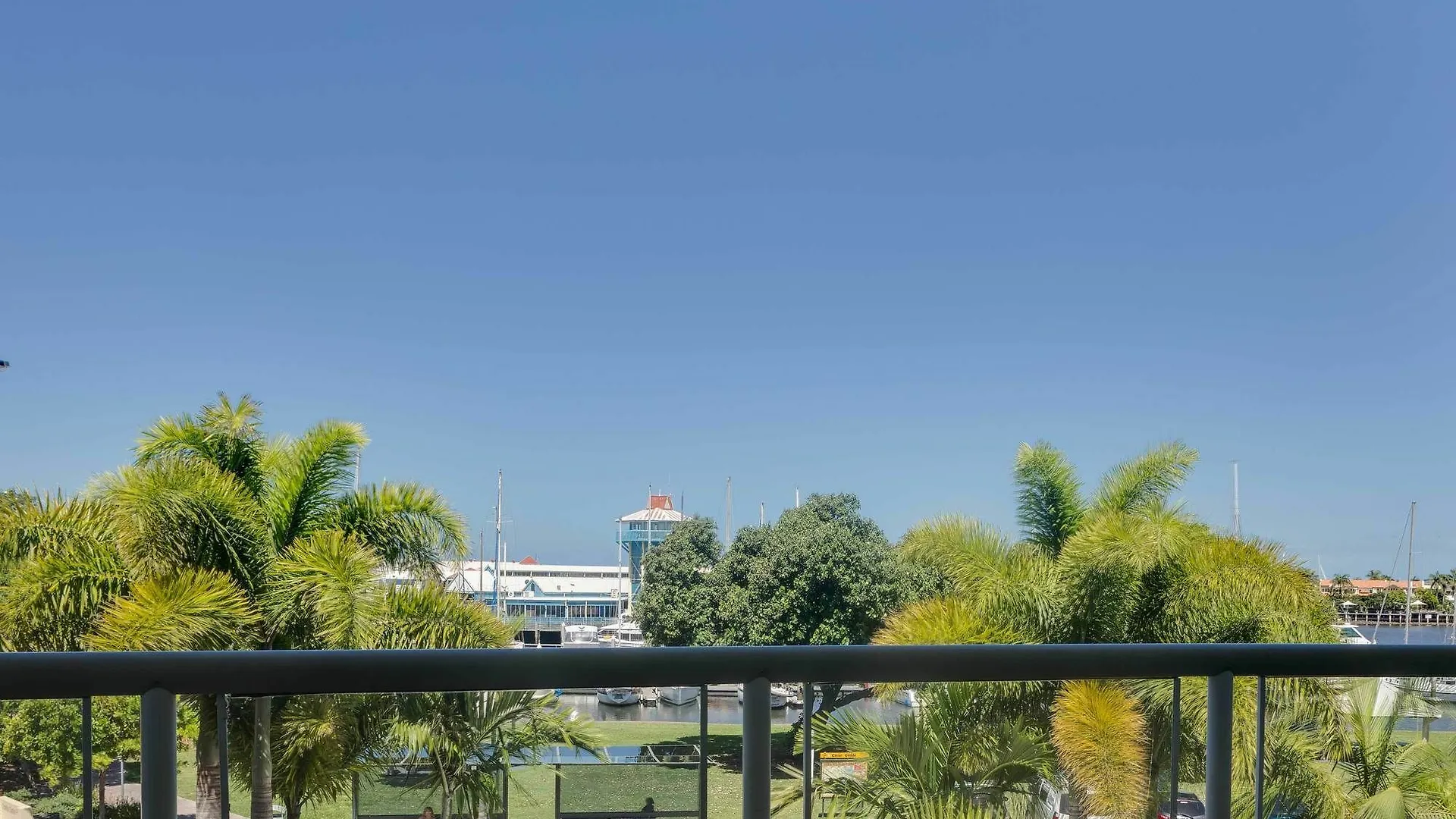 **** Aparthotel Sailport Mooloolaba Apartments Australia